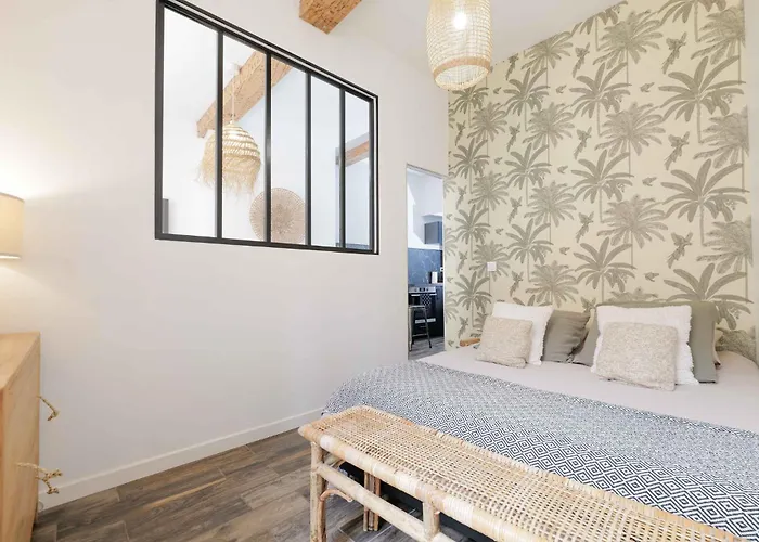 Tropez - Old Village - Modern & Cosy Saint-Tropez