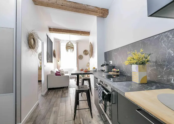 Tropez - Old Village - Modern & Cosy *