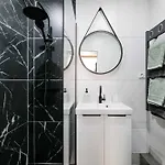 Апартаменты Tropez - Old Village - Modern & Cosy Сен-Тропе