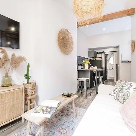 Tropez - Old Village - Modern & Cosy Апартаменты Сен-Тропе