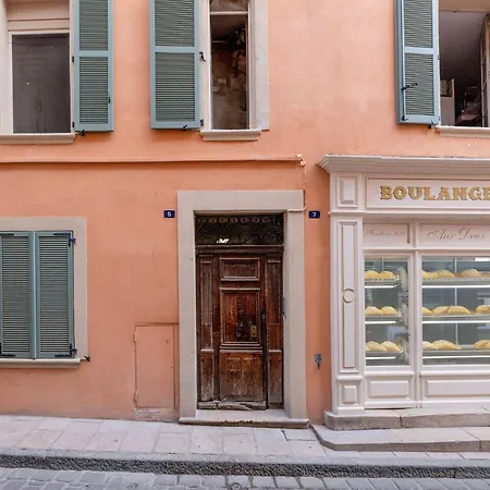 Апартаменты Tropez - Old Village - Modern & Cosy *