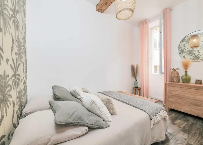 Tropez - Old Village - Modern & Cosy * Saint-Tropez